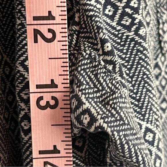 Women’s Urban Outfitters Cottage Print Pull On Pants Size Medium Black & White - Picture 5 of 13